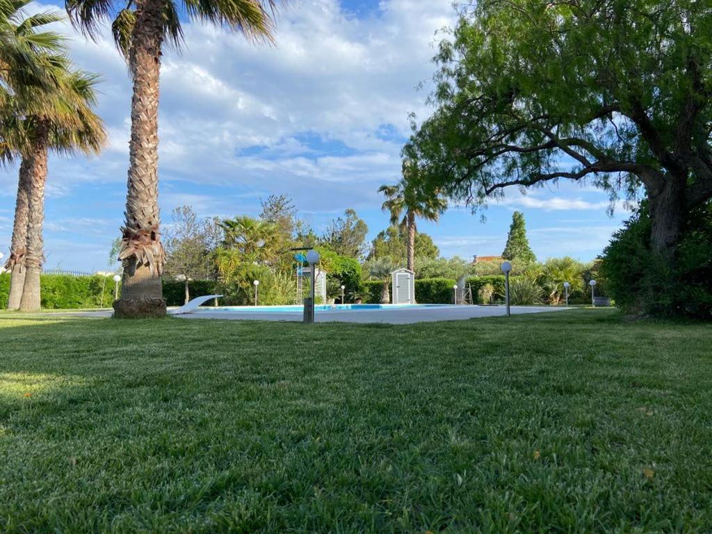Villa Rosella Appartamento 2 - Con Piscina - 150 M Dal Mare Casa Margherita Bagian luar foto